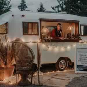 Featured image of a unique mobile bar service at a wedding in Okanagan, BC, provided by one of the top-rated local wedding vendors